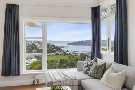 Photo of property in 10 Kotinga Street, Kilbirnie, Wellington, 6022