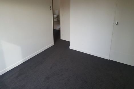 Photo of property in 163 Beach Haven Road, Beach Haven, Auckland, 0626