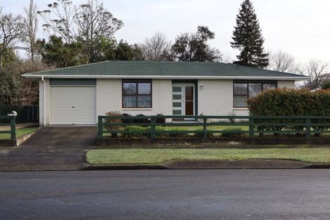 Photo of property in 4 Chamberlain Road, Masterton, 5810