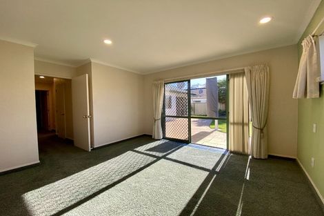 Photo of property in 9 Flemington Place, Taradale, Napier, 4112
