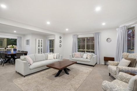 Photo of property in 44 Ravenstone Place, Chatswood, Auckland, 0626