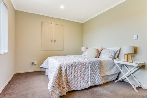 Photo of property in 15 Arundel Place, Nawton, Hamilton, 3200