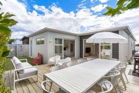 Photo of property in 45 Awatira Drive, Papamoa Beach, Papamoa, 3118