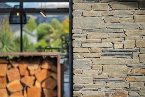 Photo of property in 16 Mccaw Mews, Wanaka, 9305