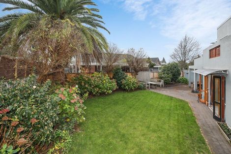 Photo of property in 16 Willowfield Place, Pukete, Hamilton, 3200