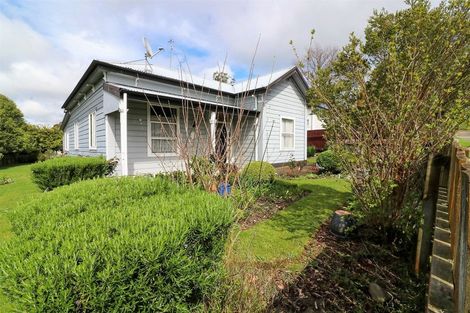 Photo of property in 7 Ruahine Street, Dannevirke, 4930
