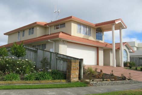 Photo of property in 112 Pacific Drive, Fitzherbert, Palmerston North, 4410