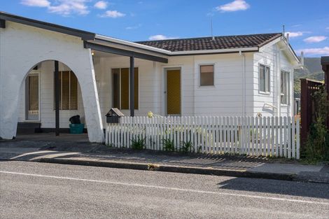 Photo of property in 62a Quebec Street, Kingston, Wellington, 6021