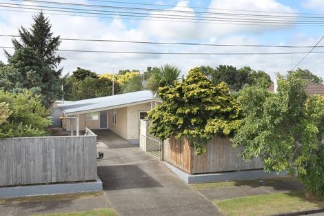 Photo of property in 7 Churchill Avenue, Feilding, 4702