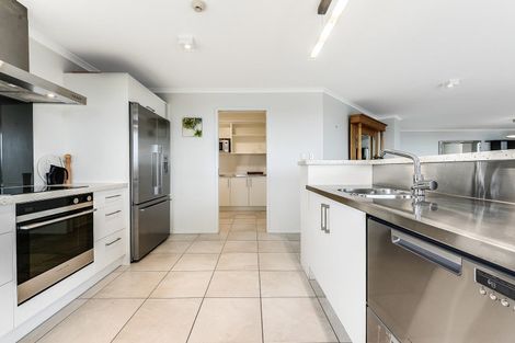 Photo of property in 40d Thackeray Street, Hamilton Lake, Hamilton, 3204