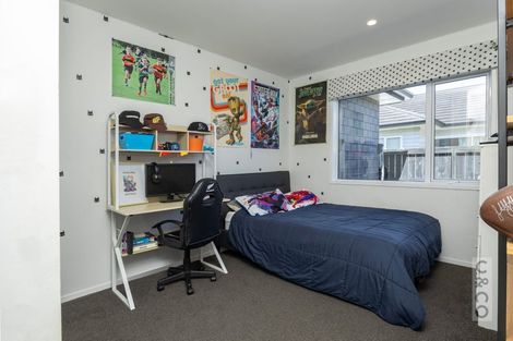 Photo of property in 77a Pohutukawa Parade, Riverhead, 0820