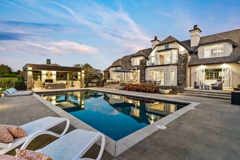 Photo of property in 38 Porterfield Road, Whitford, Howick, 2571