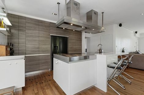 Photo of property in 16 Tainui Street, Frankton, Hamilton, 3204