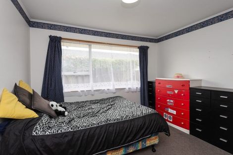 Photo of property in 5 Gibbs Drive, Woodend, 7610