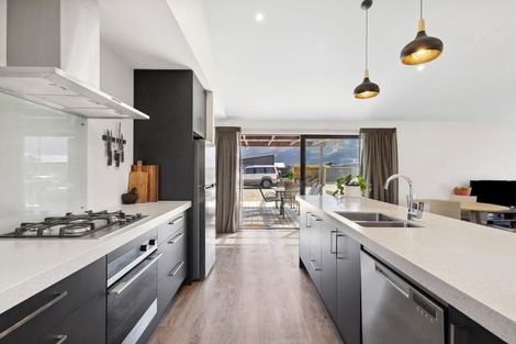 Photo of property in 27 Dingle Street, Lake Hawea, Wanaka, 9382