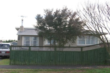 Photo of property in 14 Larnach Street, St Andrews, Hamilton, 3200