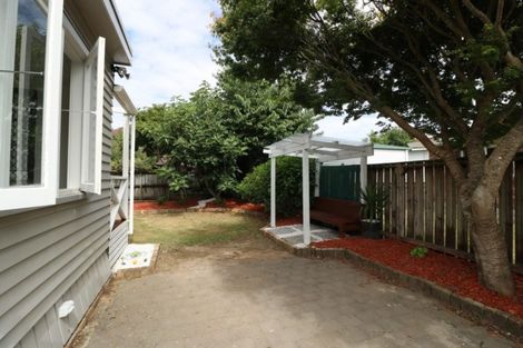 Photo of property in 23 Taylor Terrace, St Andrews, Hamilton, 3200