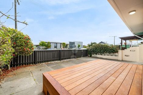 Photo of property in 2/7 Collingwood Street, New Brighton, Christchurch, 8061