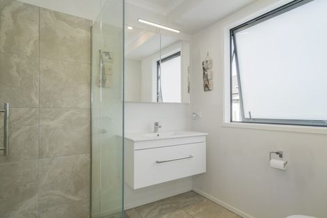 Photo of property in 24 Debenham Drive, Whitianga, 3510