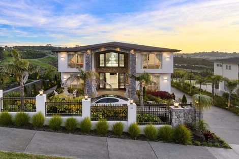 Photo of property in 34 Michael Bosher Way, Flat Bush, Auckland, 2019