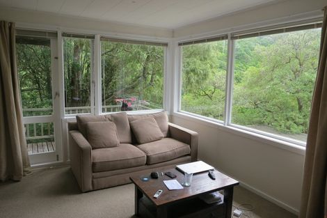 Photo of property in 42 Moana Road, Kelburn, Wellington, 6012