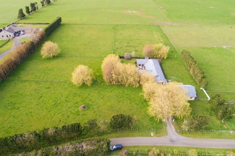 Photo of property in 1100b Kairanga Bunnythorpe Road, Kairanga, Palmerston North, 4475