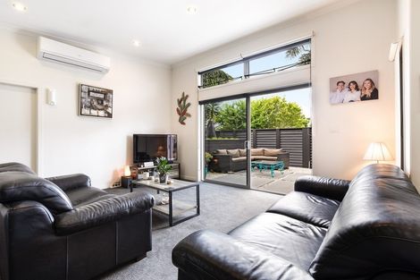 Photo of property in 111a Carlyle Street, Leamington, Cambridge, 3432