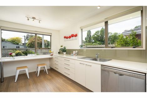 Photo of property in 1/11 Young Street, Somerfield, Christchurch, 8024