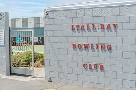 Photo of property in 4/55 Apu Crescent, Lyall Bay, Wellington, 6022