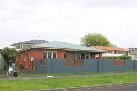 Photo of property in 70 Kulim Avenue, Otumoetai, Tauranga, 3110