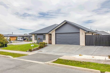 Photo of property in 23 Pegasus Main Street, Pegasus, 7612