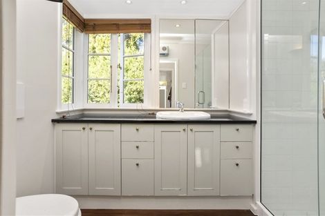 Photo of property in 2 Helmores Lane, Merivale, Christchurch, 8014