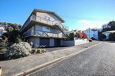 Photo of property in 77 Manor Place, Dunedin Central, Dunedin, 9016