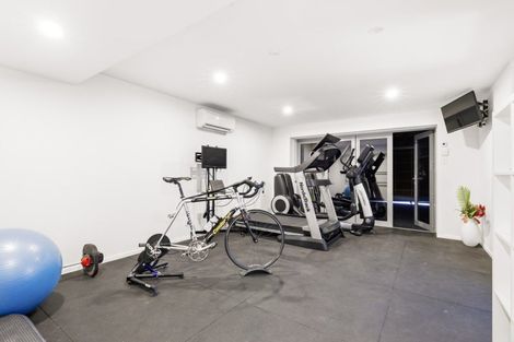 Photo of property in 1 Woodstock Road, Fairfield, Hamilton, 3214