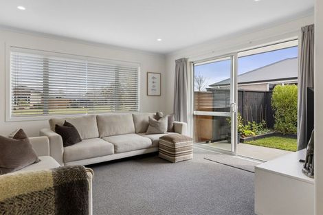 Photo of property in 8 Huka Heights Drive, Rangatira Park, Taupo, 3330