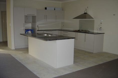 Photo of property in 471 Great South Road, Opaheke, Papakura, 2113