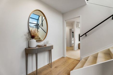 Photo of property in 94a Ireland Road, Mount Wellington, Auckland, 1060