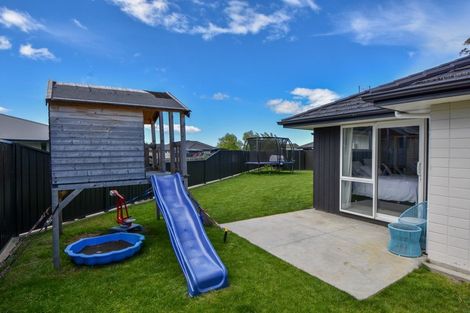 Photo of property in 15 Plimsoll Street, Carterton, 5713