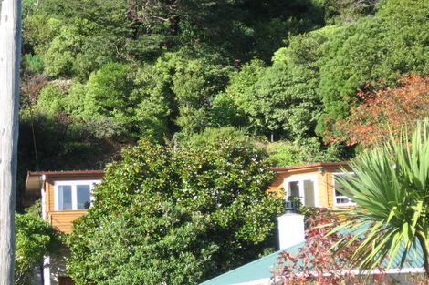 Photo of property in 299 Muritai Road, Eastbourne, Lower Hutt, 5013