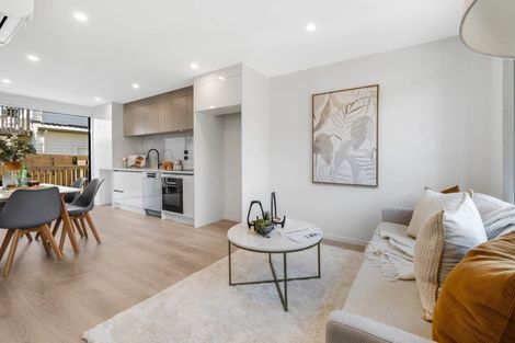 Photo of property in 25a Oteha Valley Road, Northcross, Auckland, 0632