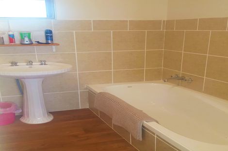 Photo of property in 392 Manawahe Road, Matata, Whakatane, 3193