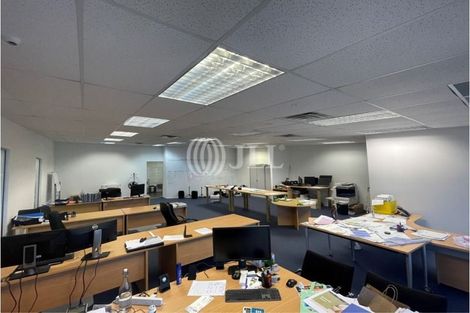 Photo of property in 7 Cooladerry Place, Rosehill, Papakura, 2113