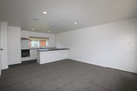 Photo of property in 3/74 Portage Road, New Lynn, Auckland, 0600