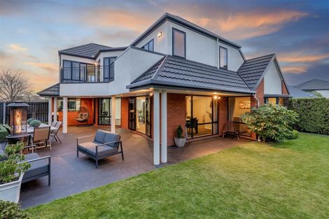 Photo of property in 15 Abingdon Court, Avonhead, Christchurch, 8042