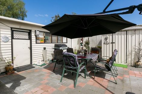 Photo of property in 33 Gilmour Place, Taradale, Napier, 4112