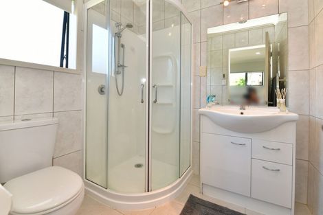 Photo of property in 15 Te Ruru Way, Stanmore Bay, Whangaparaoa, 0932