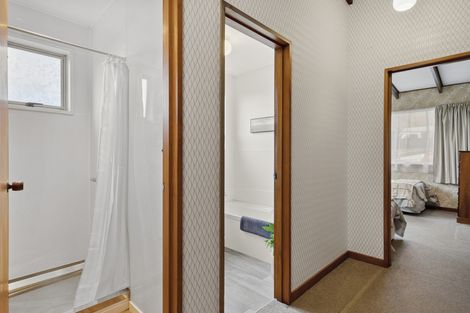 Photo of property in 28 Estuary Crescent, Fairfield, Dunedin, 9018