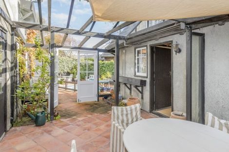 Photo of property in 1 Kohutuhutu Road, Raumati Beach, Paraparaumu, 5032