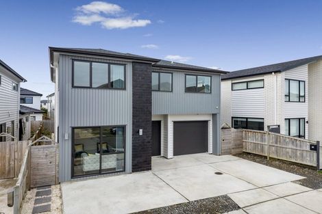 Photo of property in 11 Puruatanga Drive, Flat Bush, Auckland, 2019