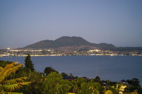 Photo of property in 85 Mapara Road, Acacia Bay, Taupo, 3385